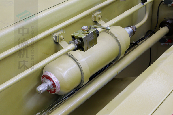 ZDG-640氮气回程装配,蓄力大,回程速率快.jpg ZDG-640氮气回程装配,蓄力大,回程速率快.jpg